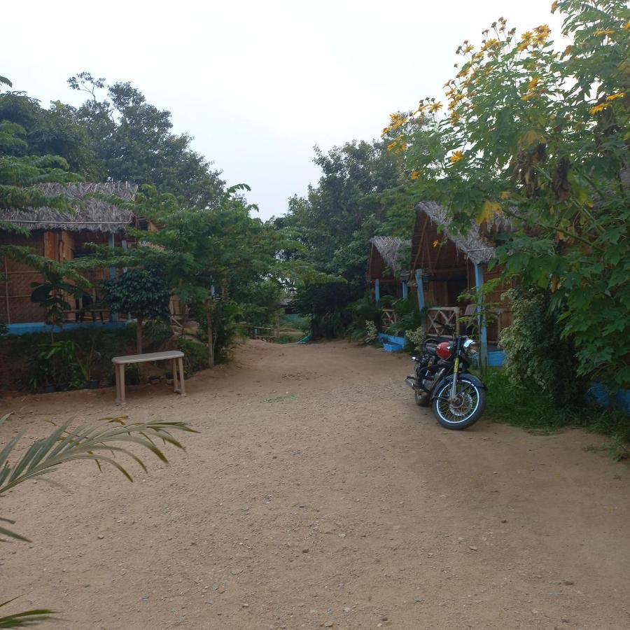Hampi Nature Cottage Εξωτερικό φωτογραφία